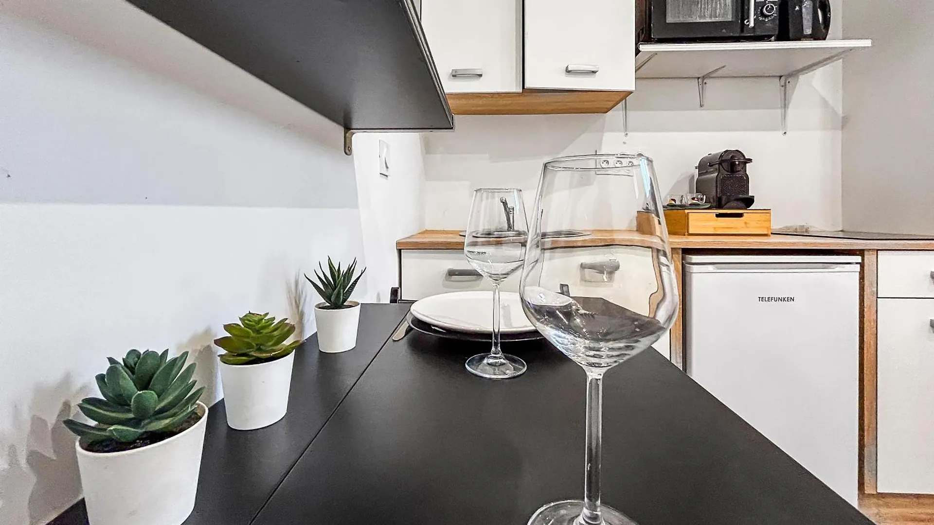 Studio Lumineux Et Moderne A Nice, Bien Situe Apartmán Nice